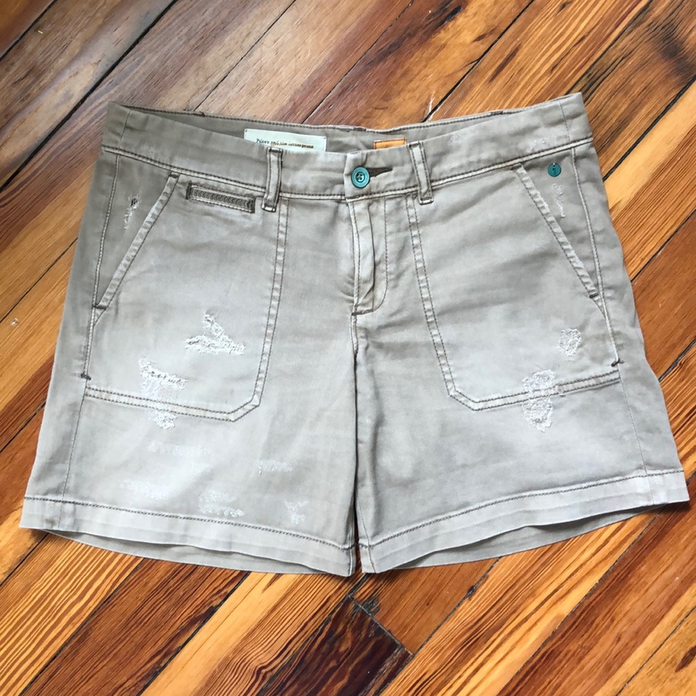 Anthropologie Pilcro Shorts, hyphen fit.